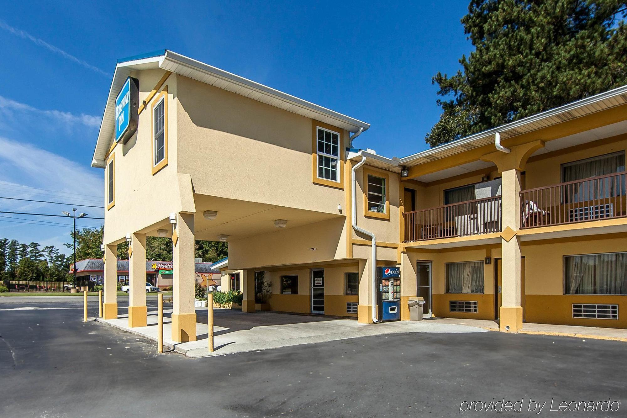 Days Inn By Wyndham Calhoun Ga I-75 And Us-41 المظهر الخارجي الصورة